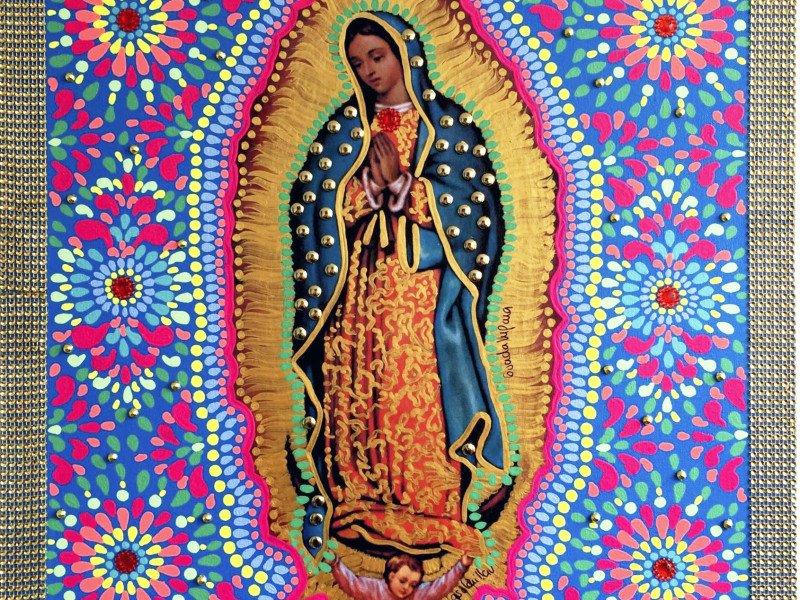 Guadalupana azul y cristales